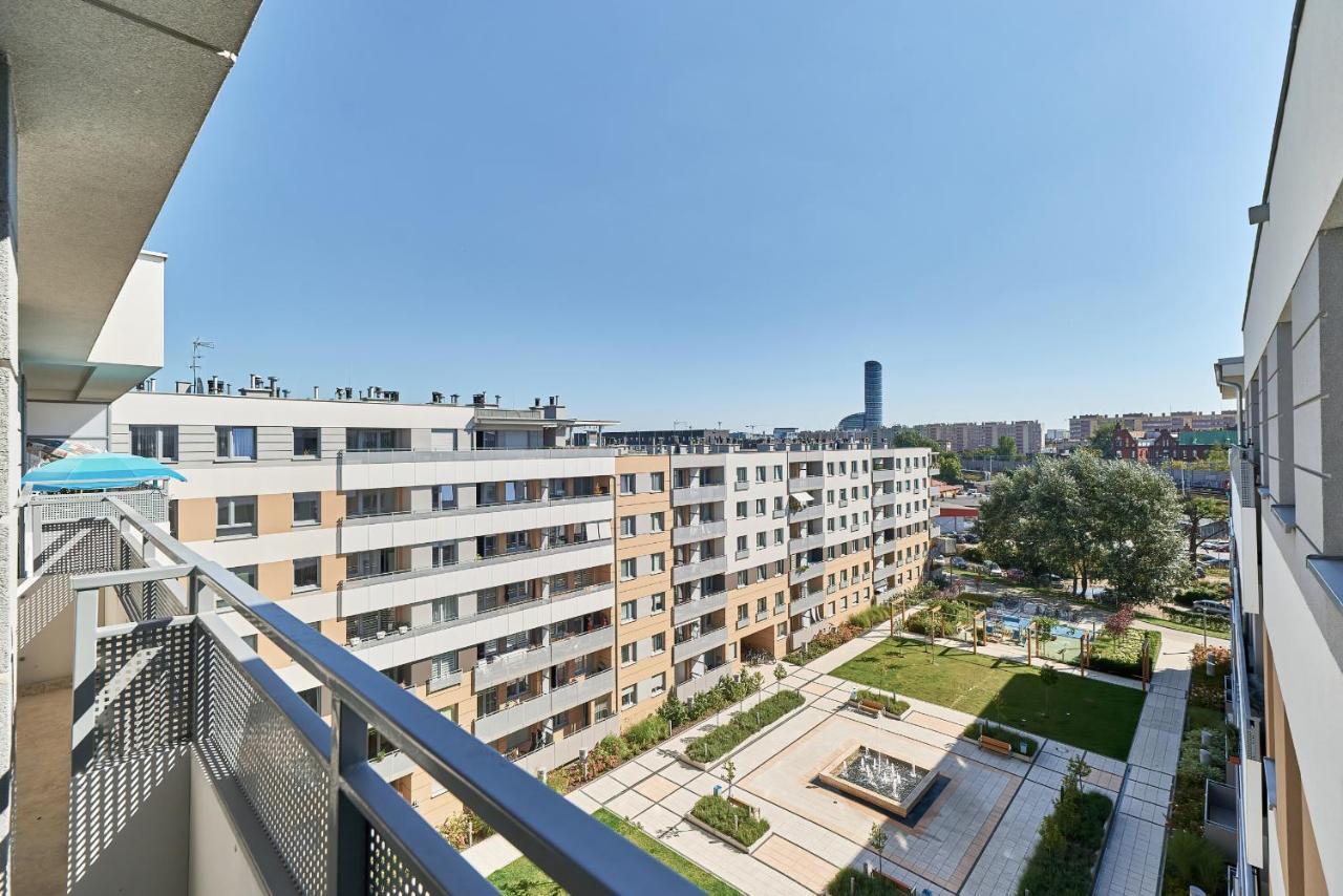 Exclusive Apartments Teczowa With Underground Parking By Noclegi Renters Wroclaw Ngoại thất bức ảnh
