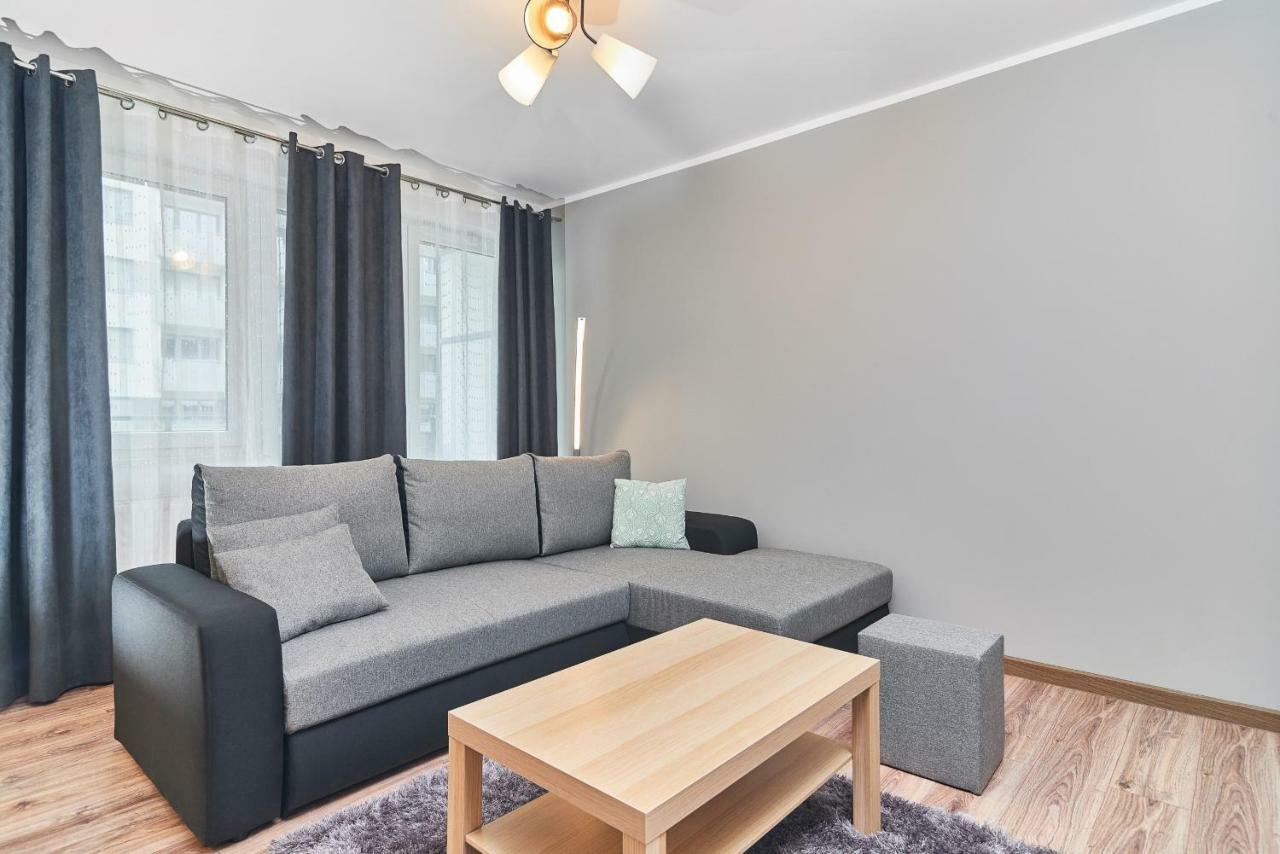 Exclusive Apartments Teczowa With Underground Parking By Noclegi Renters Wroclaw Ngoại thất bức ảnh