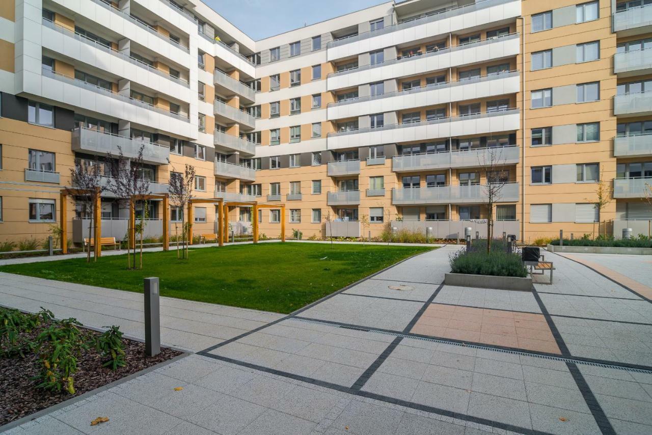 Exclusive Apartments Teczowa With Underground Parking By Noclegi Renters Wroclaw Ngoại thất bức ảnh